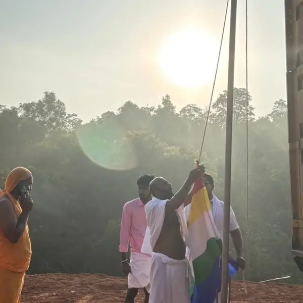 Jain flag hosted atop the temple - ದೇಗುಲದ ಮೇಲೆ ಪವಿತ್ರ ಧರ್ಮಧ್ವಜಾರೋಹಣ